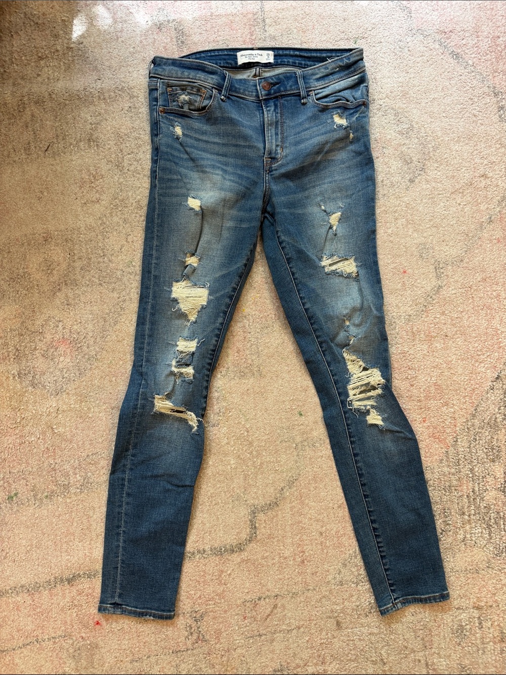 Abercrombie & Fitch Women's Ripped Skinny Jeans - Blue